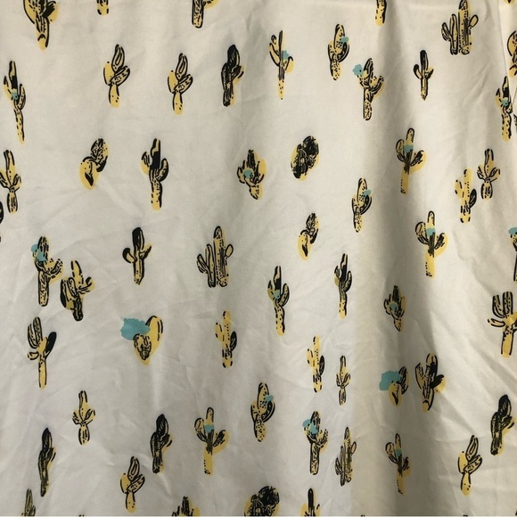 Uomoz Men’s Modern Cactus Print Short Sleeve Button Down Shirt Size XLarge - Picture 4 of 5